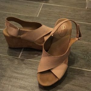 Clark’s size 9 wedges